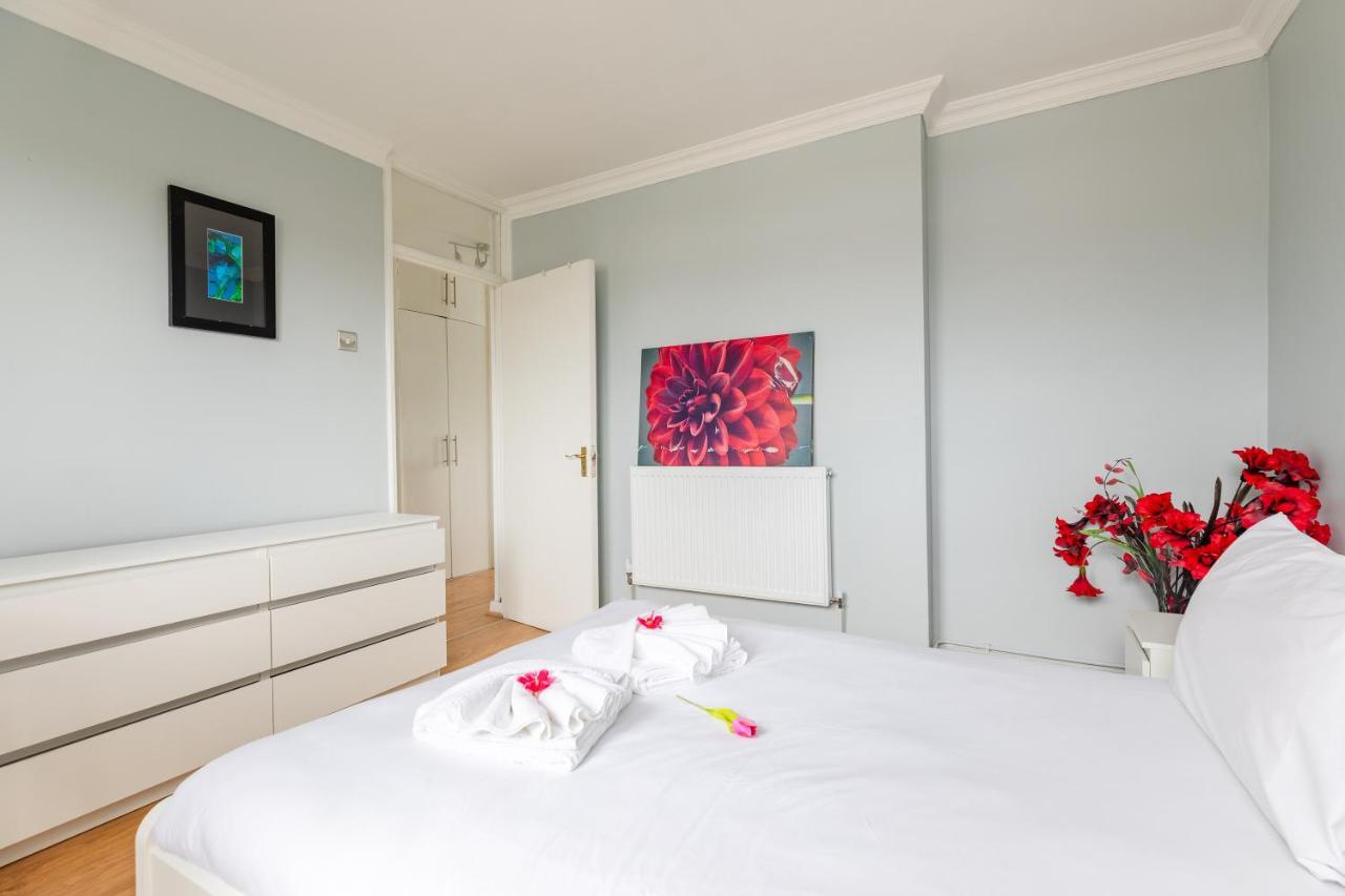 Cosy 3 Bed Flat Ideal For Trips To Londres Exterior foto