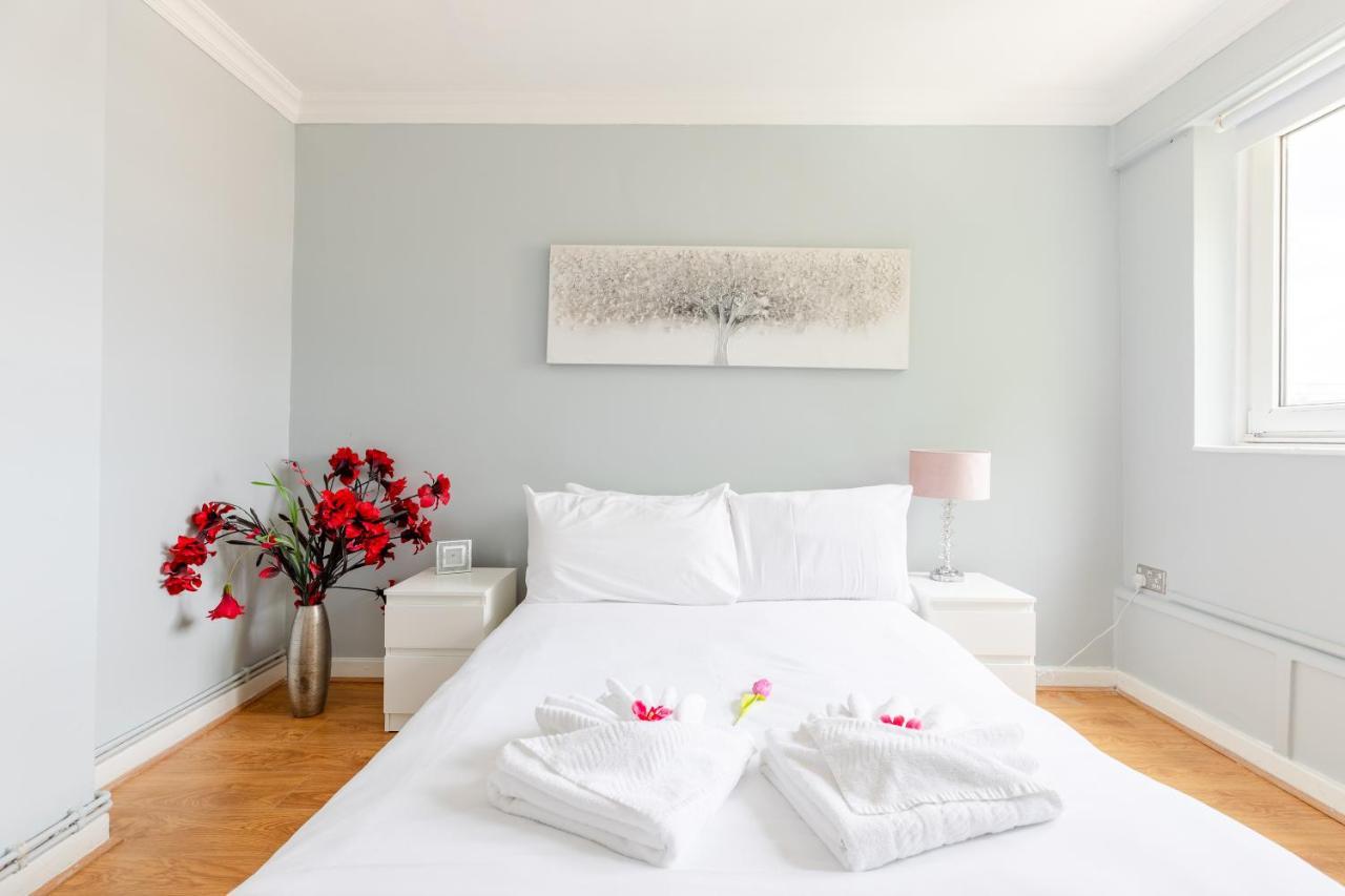 Cosy 3 Bed Flat Ideal For Trips To Londres Exterior foto