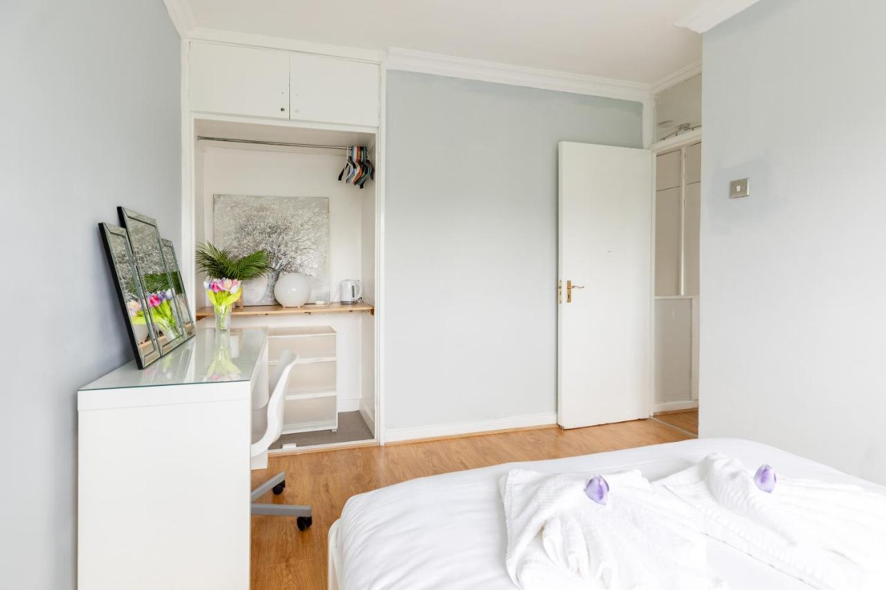 Cosy 3 Bed Flat Ideal For Trips To Londres Exterior foto