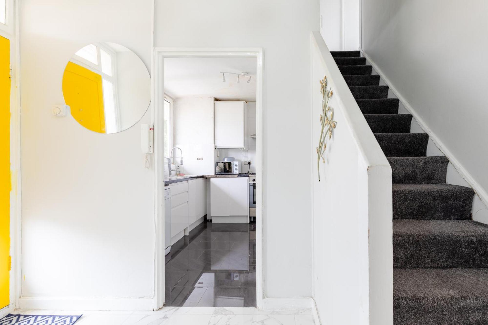 Cosy 3 Bed Flat Ideal For Trips To Londres Exterior foto