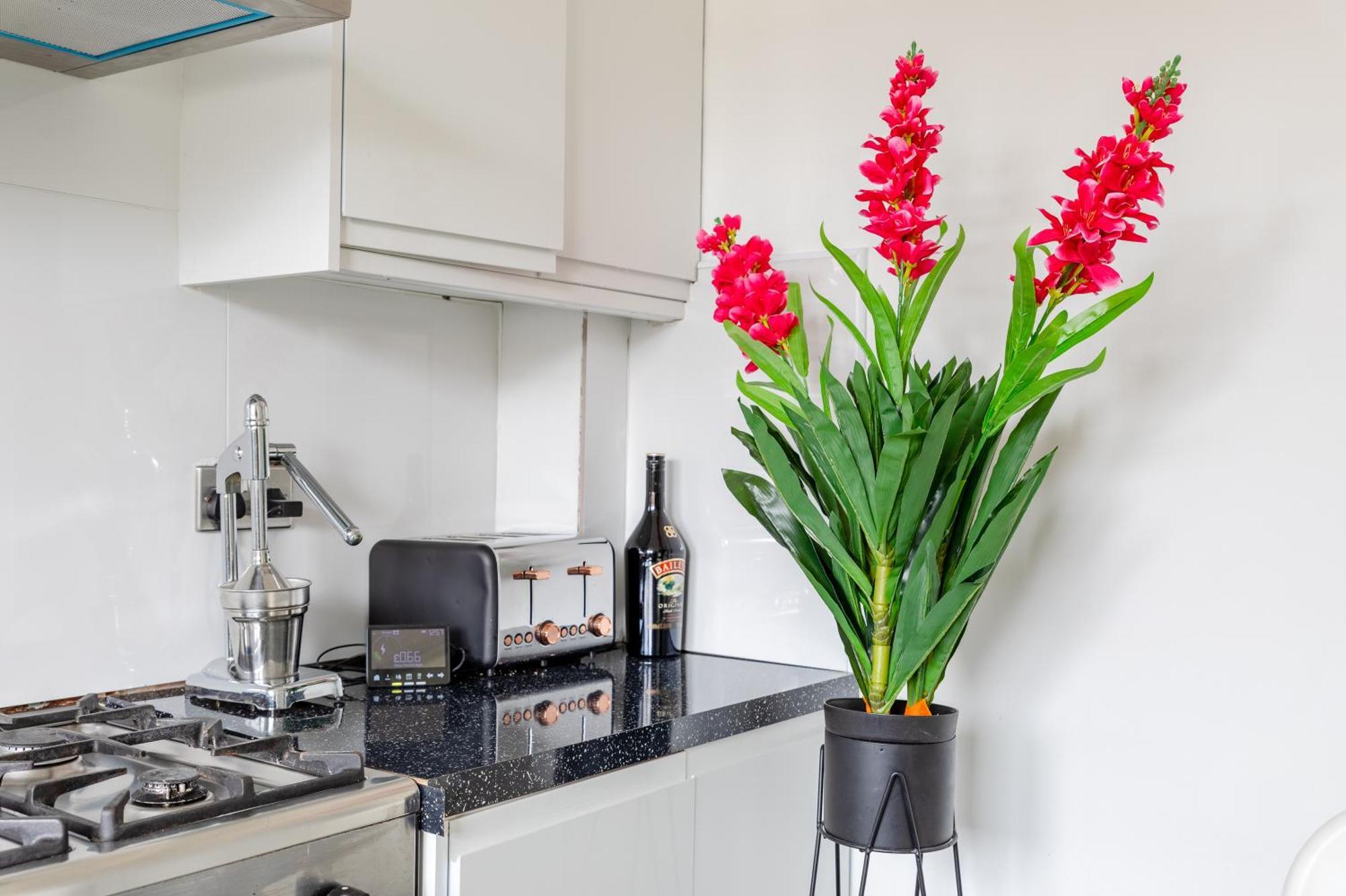 Cosy 3 Bed Flat Ideal For Trips To Londres Exterior foto